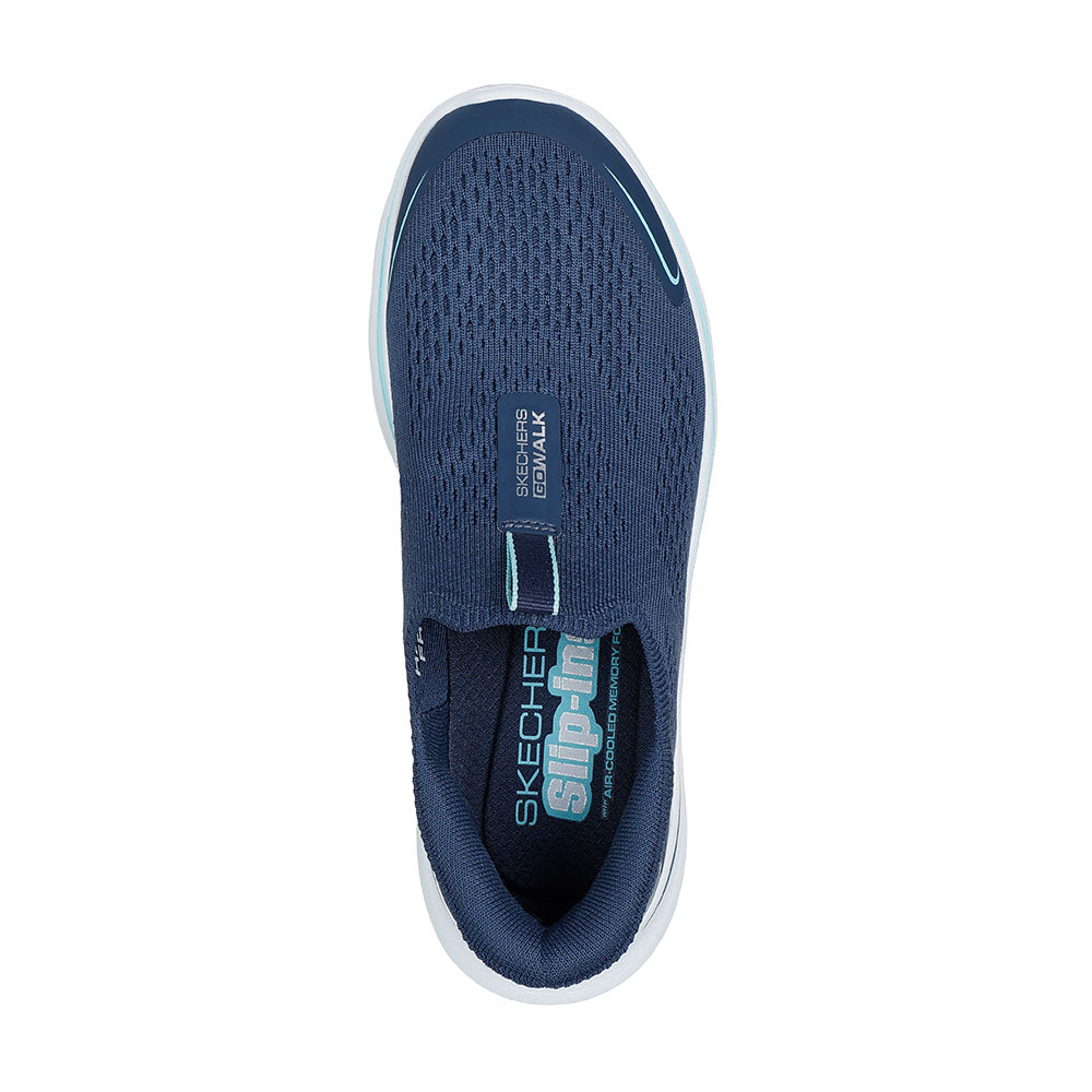 Slip-ins: GOwalk 7 - Sarai