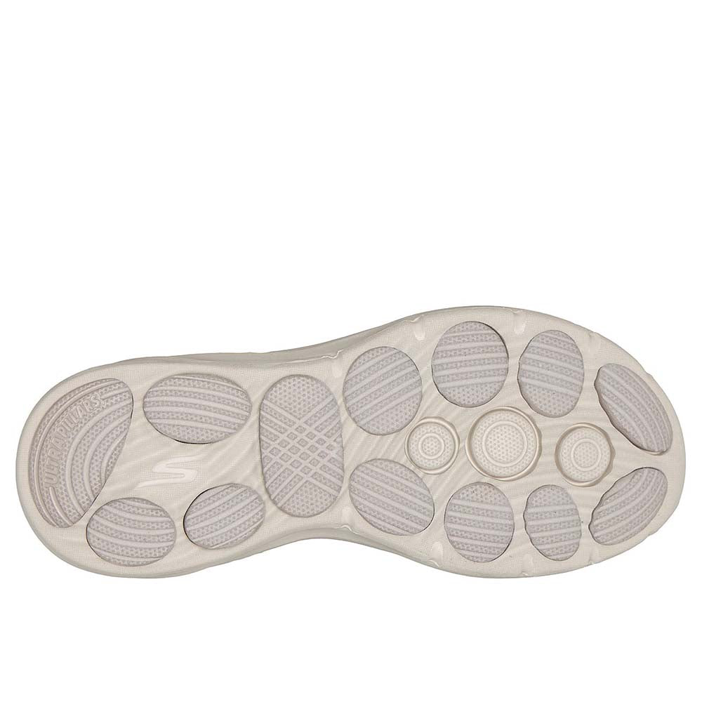Slip-Ins: On-The-GO GOwalk 8 Sandal - Simone