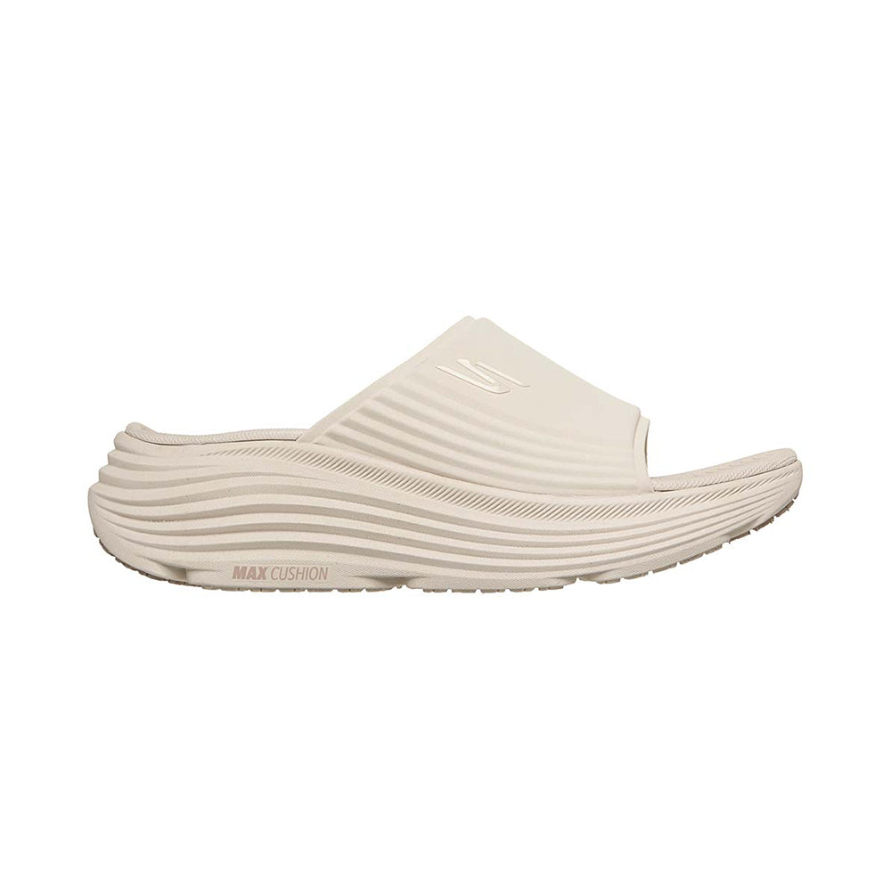 On-The-GO Max Cushioning Endeavour Sandal - Esmie