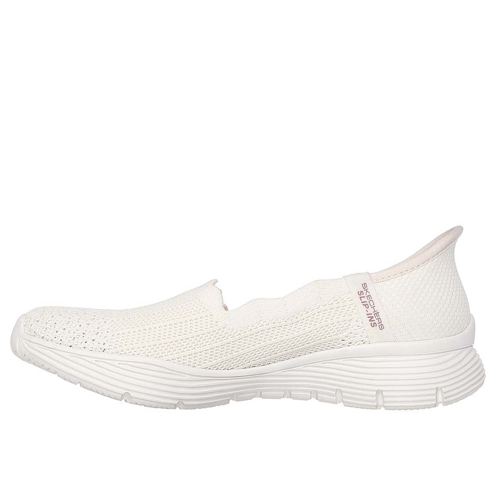 Slip-ins: Modern Comfort Seager - Believe It