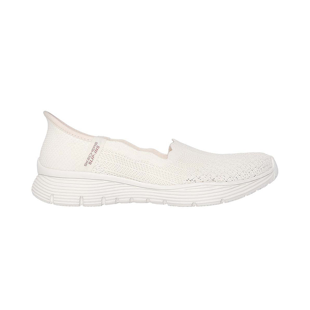 Slip-ins: Modern Comfort Seager - Believe It