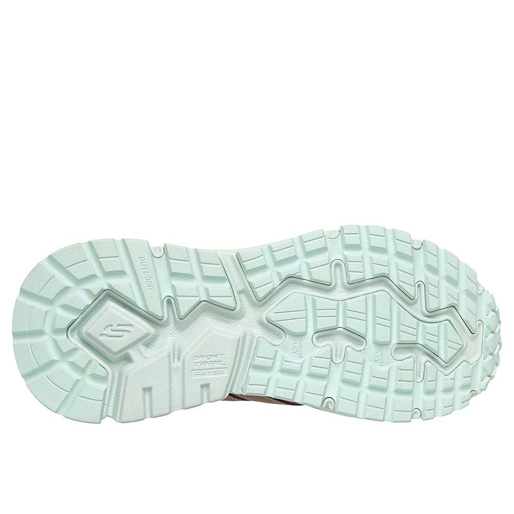 Slip-Ins: Outdoor D'Lux Journey - Talon Summit