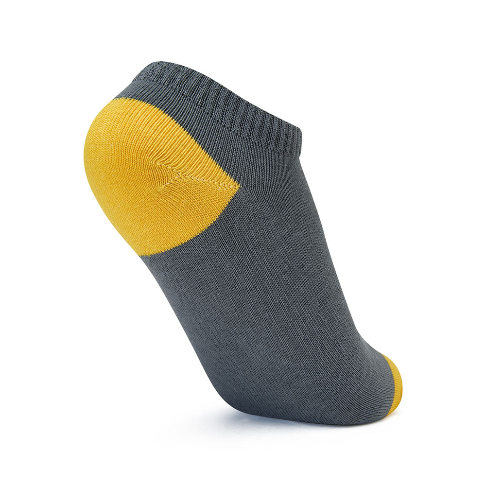 Athletic Outdoor: Socks