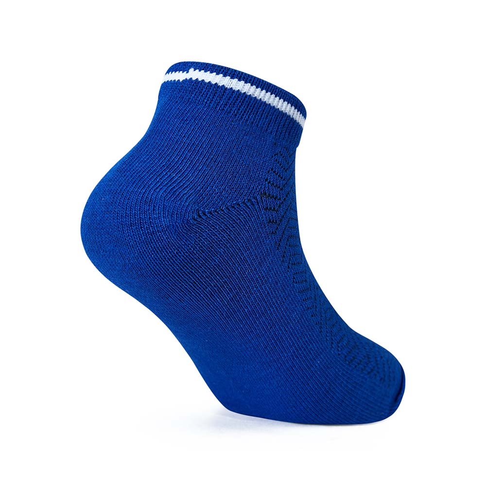 Athletic Outdoor: Socks
