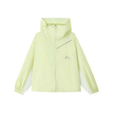 GO Trail: Performance Hooded Jacket