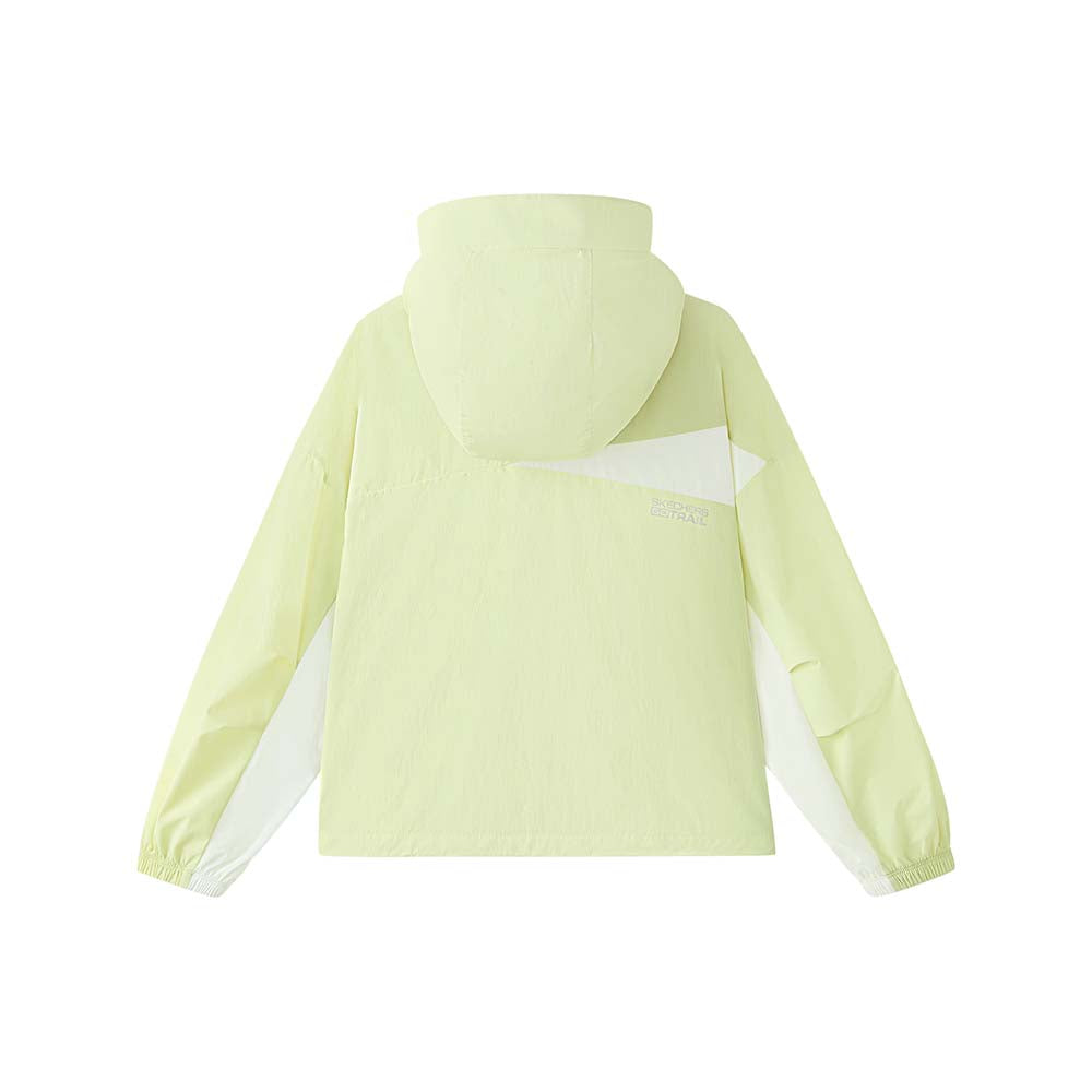 GO Trail: Performance Hooded Jacket