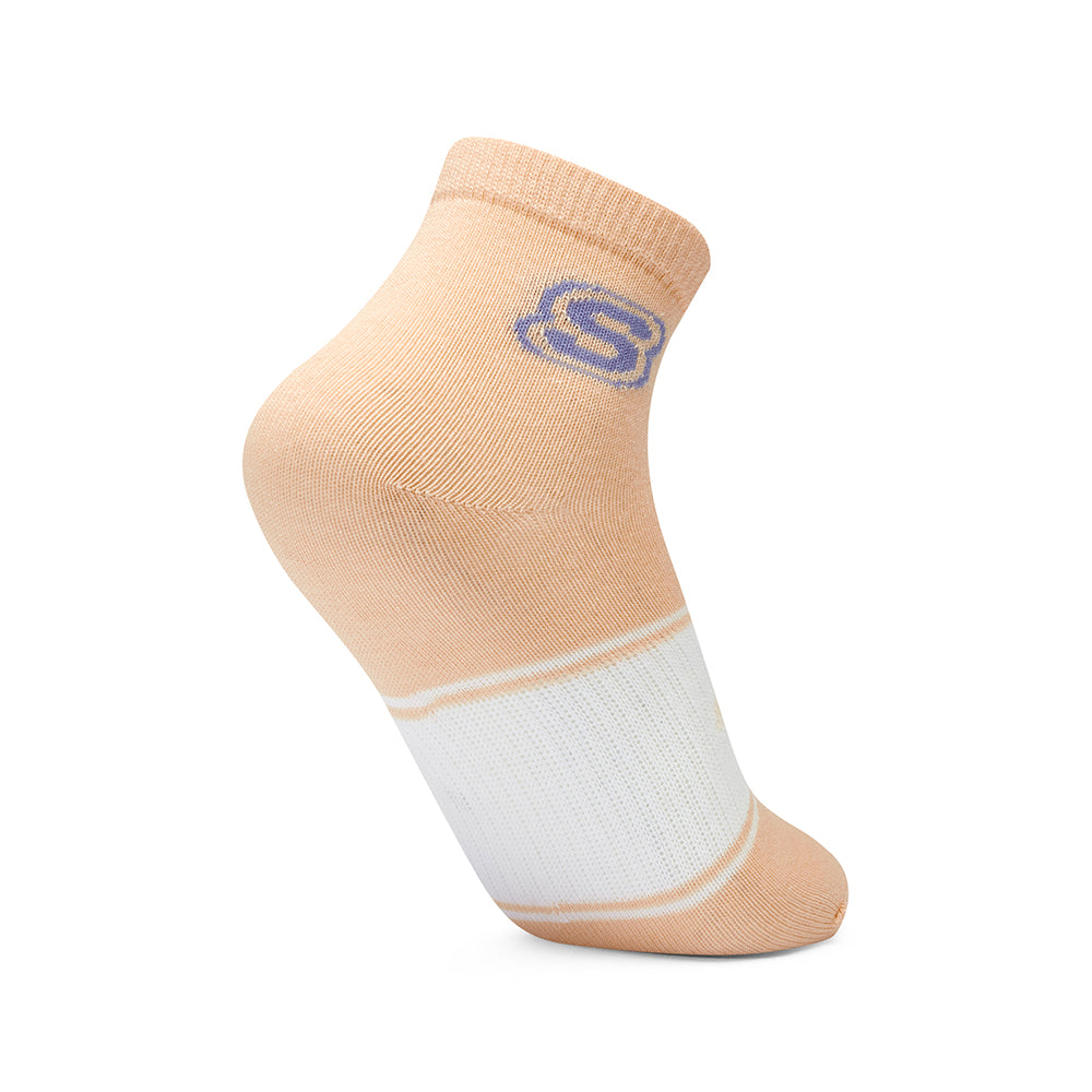 Comfort Athleisure: Performance Socks