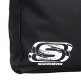 Cool Contrast: Performance Shoe Bag