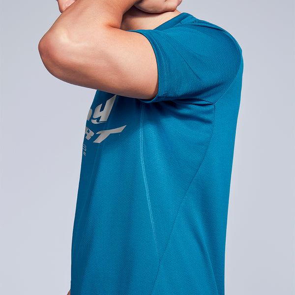 Urban Running: Performance Short Sleeve Tee